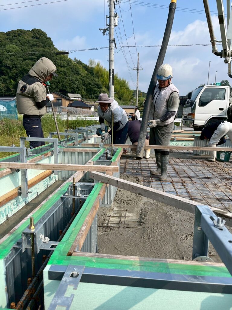大地震でも家が壊れない免震基礎コンクリート打設