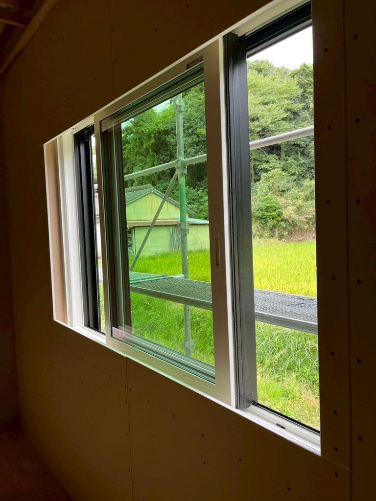 トリプルガラス樹脂サッシで年中快適